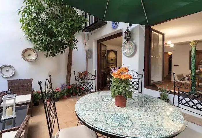ホームステイ Alojamiento Casa Arab-house